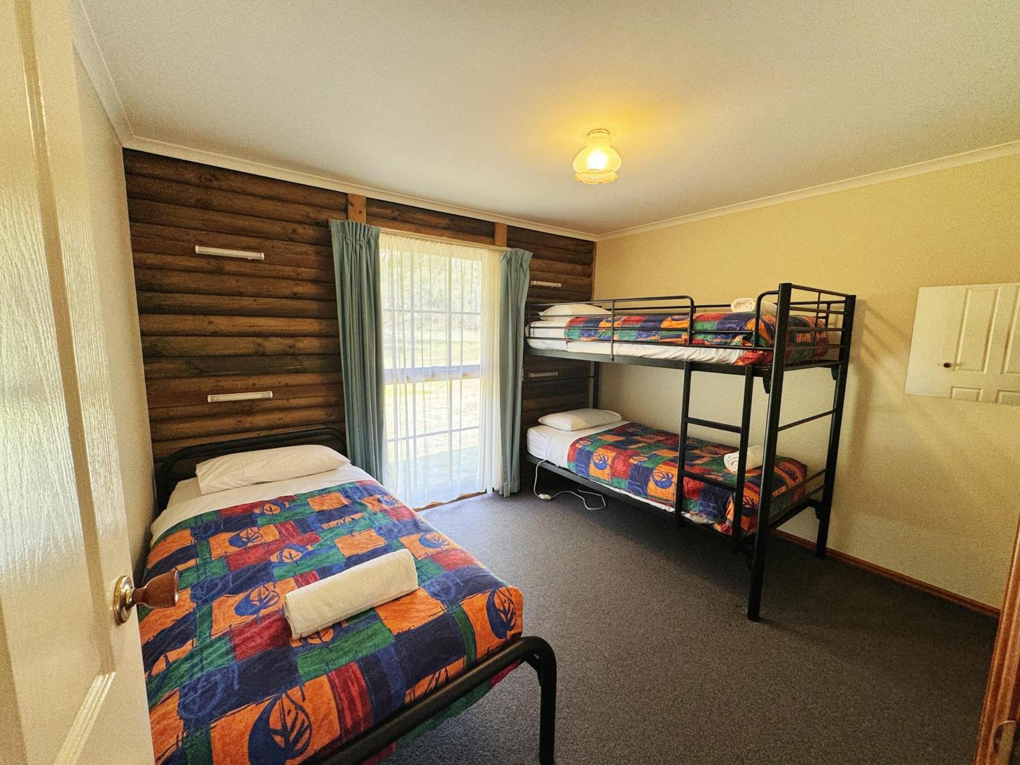 Halls Gap Log Cabins Екстериор снимка